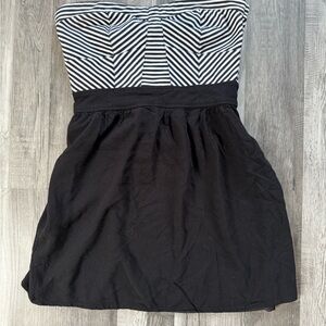 Guess Black and White Strapless Dress